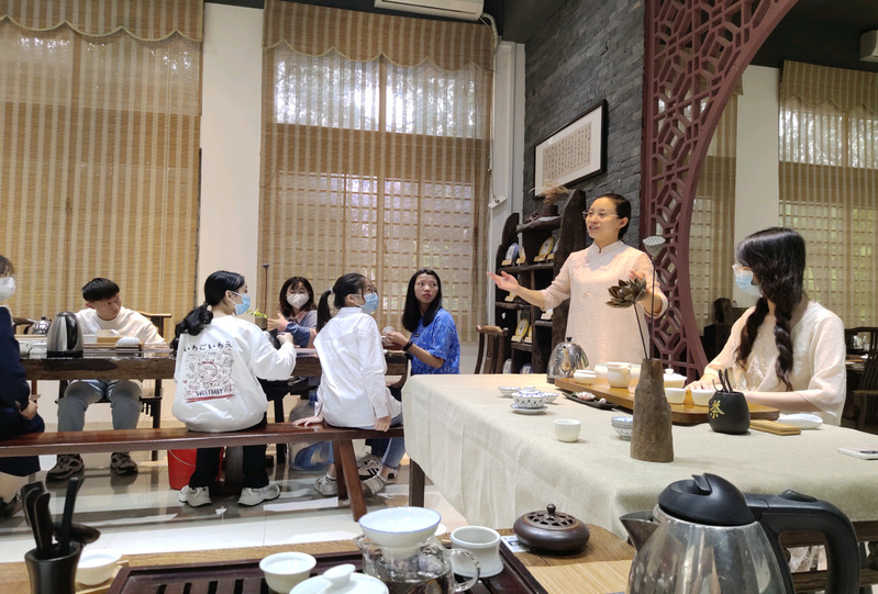 上海品茶同城茶友交流茶会现场